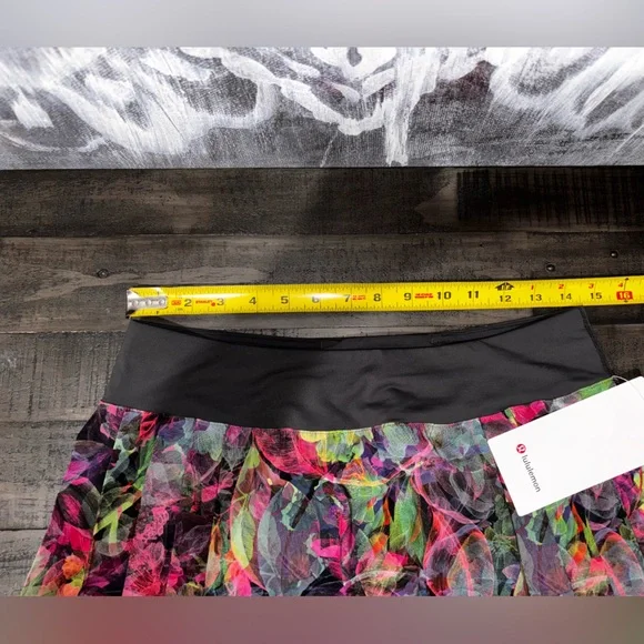 Lululemon Side-Pleat High-Rise Tennis Skirt in Vivid Floral Tone SZ 8 - Picture 4 of 6